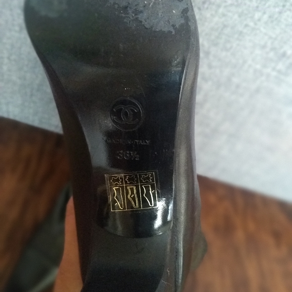 CHANEL Boots - Picture 10 of 12